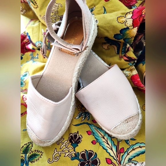 Alexis Leroy Cream Espadrilles Leather Upper w Ankle Strap, 39 (8.5) - Picture 1 of 7
